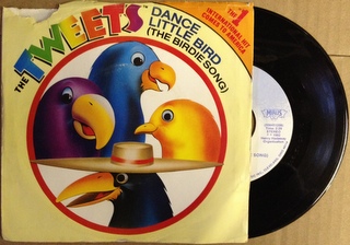 Tweets / Dance Little Bird (Birdie Song)