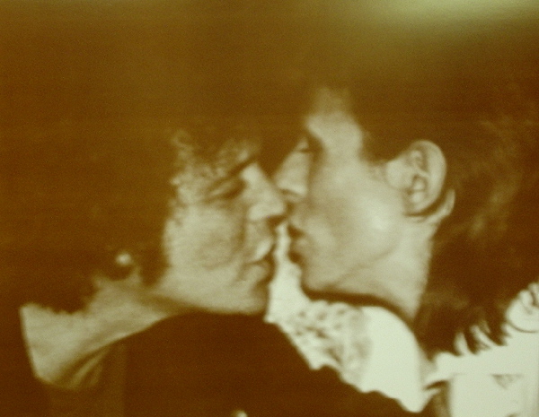 Lou Reed & David Bowie / Kissing