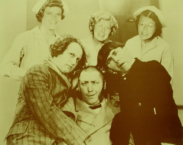 Three Stooges / With The Nurses